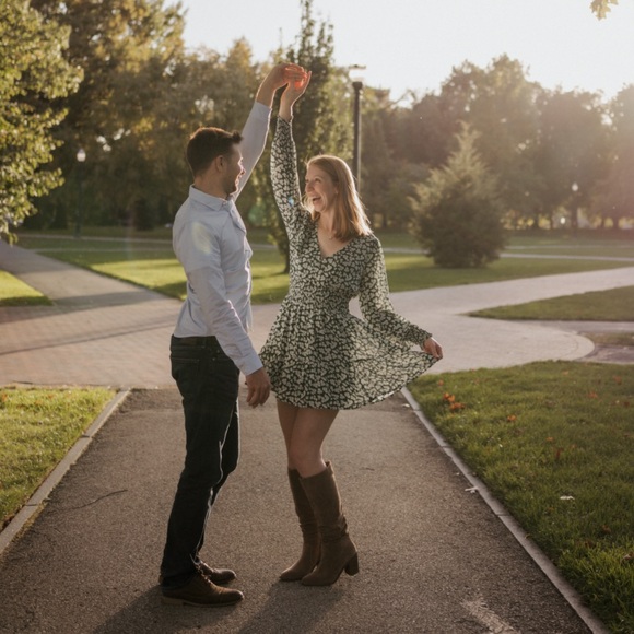 Abercrombie & Fitch Long Sleeve Floral Mini Dress - Picture 1 of 6